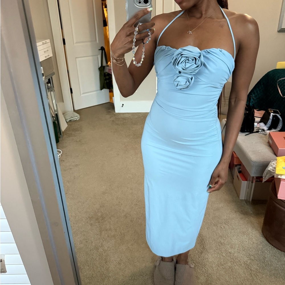 Elegant Light Blue Rose Halter Midi Dress